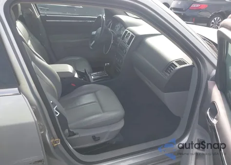 2006 Chrysler 300 Touring из США, поврежденный, VIN 2C3KA53G56H506024